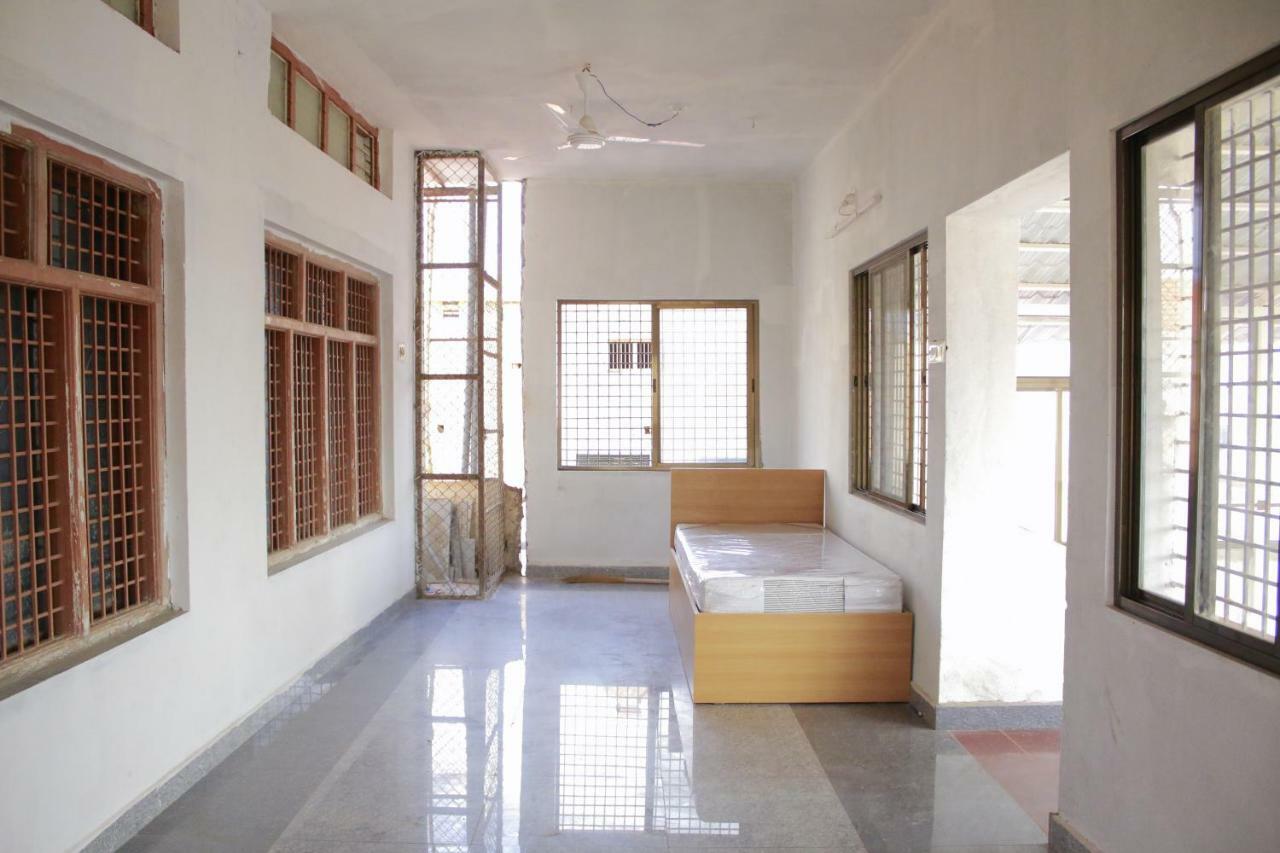 Krishna Villa Badami Dış mekan fotoğraf